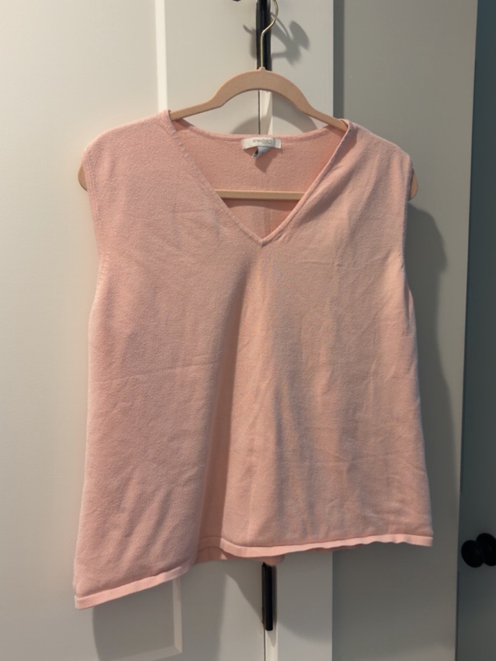 dressbarn Pale Pink V-Neck Sleeveless Tank
